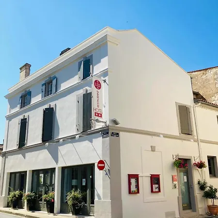 酒店 广场餐厅酒店 Saint-Jean-dʼAngély