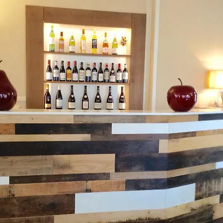 Restaurant De La Place Saint-Jean-dʼAngély