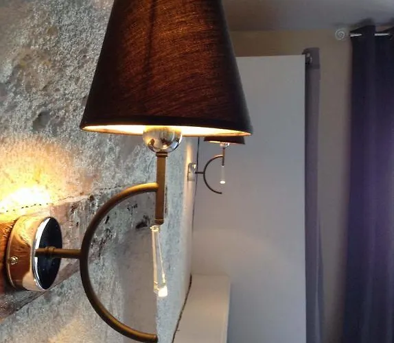 Restaurant De La Place Hotel 2*