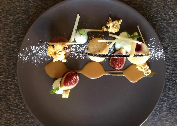 Restaurant De La Place 2* Saint-Jean-d'Angely