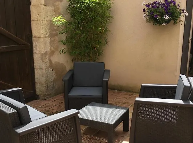 Restaurant De La Place 2*